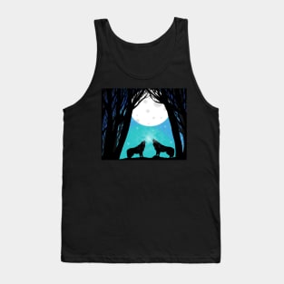 Wolf howling at the moon Tank Top